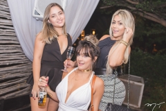 Érica Ribeiro, Raisa Medeiros e Mari Sousa