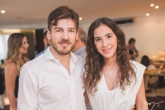 Esdras Reis e Caroline Ximenes