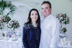 Caroline e Cristiano Ribeiro