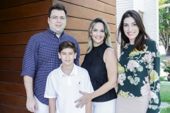 Jack e João Vitor Canamary, Renata Costa e Vanessa Canamary