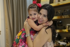 Maria e Priscila Fontenele