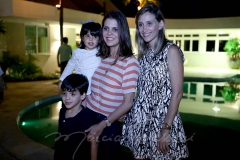 Pedro, Carolina e Carla Bezerra de Menezes e Juliana Mesquita