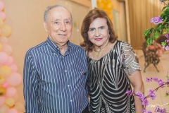 Lisabro Fujita e Eneide Fujita