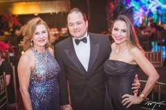 Renata Jereissati, Otávio e Adriana Queiroz