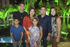 Artur Soares, Gabriel, Luciana e Júlia Oliveira, Wiliam Soares e Carolina Oliveira