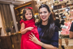 Maria e Priscila Fontenele