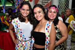 Cris, Nataly e Claudineia Oliveira