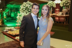 Iago Claudino e Julia Malta