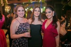 Gabriele Studart, Camile Quintão e Carolina Ary