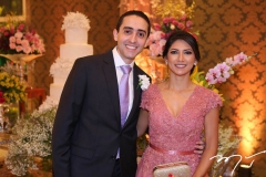 Leonardo Teófilo e Mariana Costa