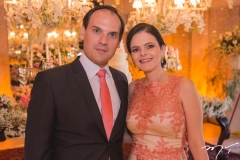 Vitor e Fernanda Holanda