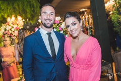 Matheus Bianco e Débora Rêgo
