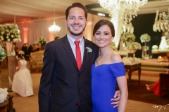 Artur Melo e Thiane Nunes