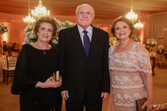 Regina e Luiz Marques e Sara Bezerra