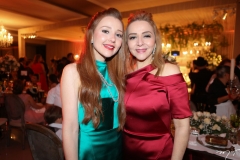 Larissa e Sandra Fujita