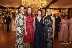 Jacqueline Vaiano, Elissa Sobral, Caroline Rotter e Rebeca Sousa