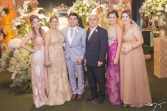 Bárbara, Luciléa, Felipe, Antônio, Raquel e Fabíola Bernardo