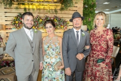 Felipe e Celina Romcy, com João Castelo Branco e Georgia Fontes