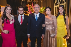 Lara, Filipe, Ivan, Jacilda e Sara Mendes
