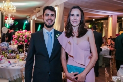 Vinícius Alixo e Ana Livia Pascon