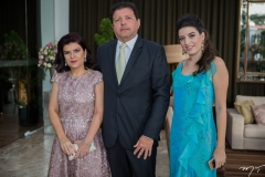 Ana, Valber e Mariana Alencar