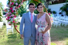 Felipe Nogueira e Lara Carvalho