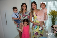 Rafael, Júlia e Bruna Santos, Natália e Sarah Magalhães