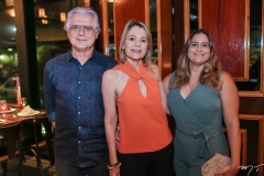 Osley, Isabel e Amanda Machado