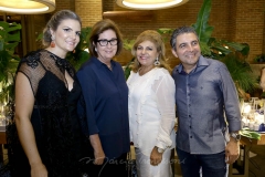 Larissa Melo, Magda Melo, Denise Meireles e Roberto Dias