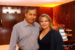 Alex Araújo e esposa