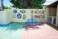 Entrega do parque infantil no colégio dos Bombeiros