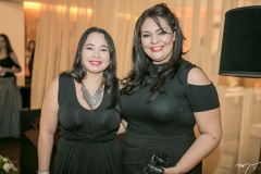 Nilza Monteiro e Larissa Freire