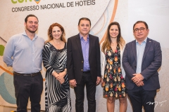Gustavo Binardi, Enid Câmara, Eliseu Barros, Camila Moretti e Manoel Linhares