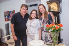 Eliseu Batista, Larissa Delfino e Rose Batista