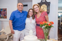 Raimundo, Larissa e Andréa Delfino