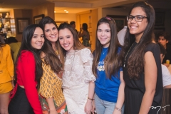 Manuela Barreira, Elisa Rolim, Lissa Dias Branco, Nathalia Bezerra e Vitória Negreiros