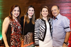 Fátima Baquit, Andréa Araripe, Luciane e Marconi Vilaça