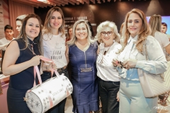 Lia Fujita, Onélia Santana, Mônica Aguiar, Socorro França e Marize Benevides