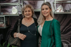Neile Vasconcelos e Lisa Amaro