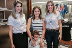 Rebeca Leal, Silvia e Sylvinho Leal e Onélia Santana