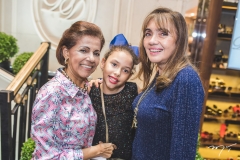 Vanda Bueno, Carolina e Sandra Landim