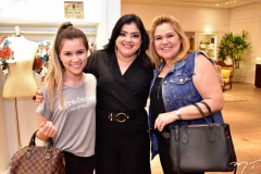 Mariana Pacheco, Vivi Almada e Luciana Pacheco