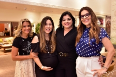 Vanessa Queiros, Carol Yamazaki, Vivi Almada e Ana Paula Domenico
