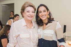 Cassandra e Carolina Cavalcante