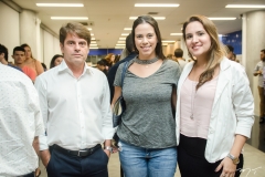 Luiz Tomé, Rebeca Parente, e Marina Vieira