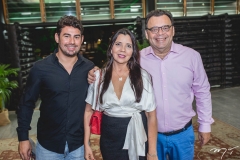 Esmeraldo Neto, Aldiza e Augustino Chaves