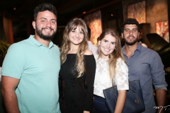 Renan e Stefanie Falcão, Fabiana Diógenes e Daniel Guimarães