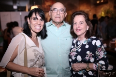 Rossana e Paulo Romcy e Lígia Iloui