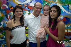 Aline e Mano Alencar, com Maria Eduarda e Pamela Marques