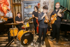 Exposição Menu Solidário com Artistas Cearenses